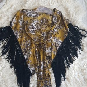 Fringe shawl